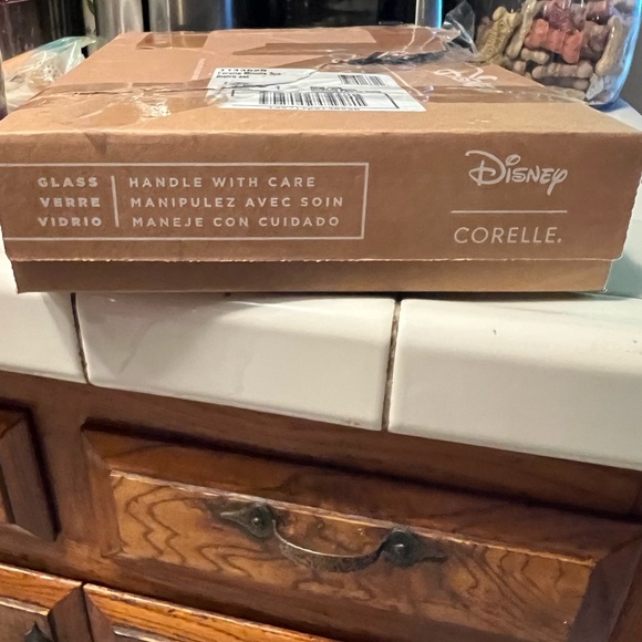 New Corelle Disney "Minnie" 3 peace dish set - Picture 7 of 7